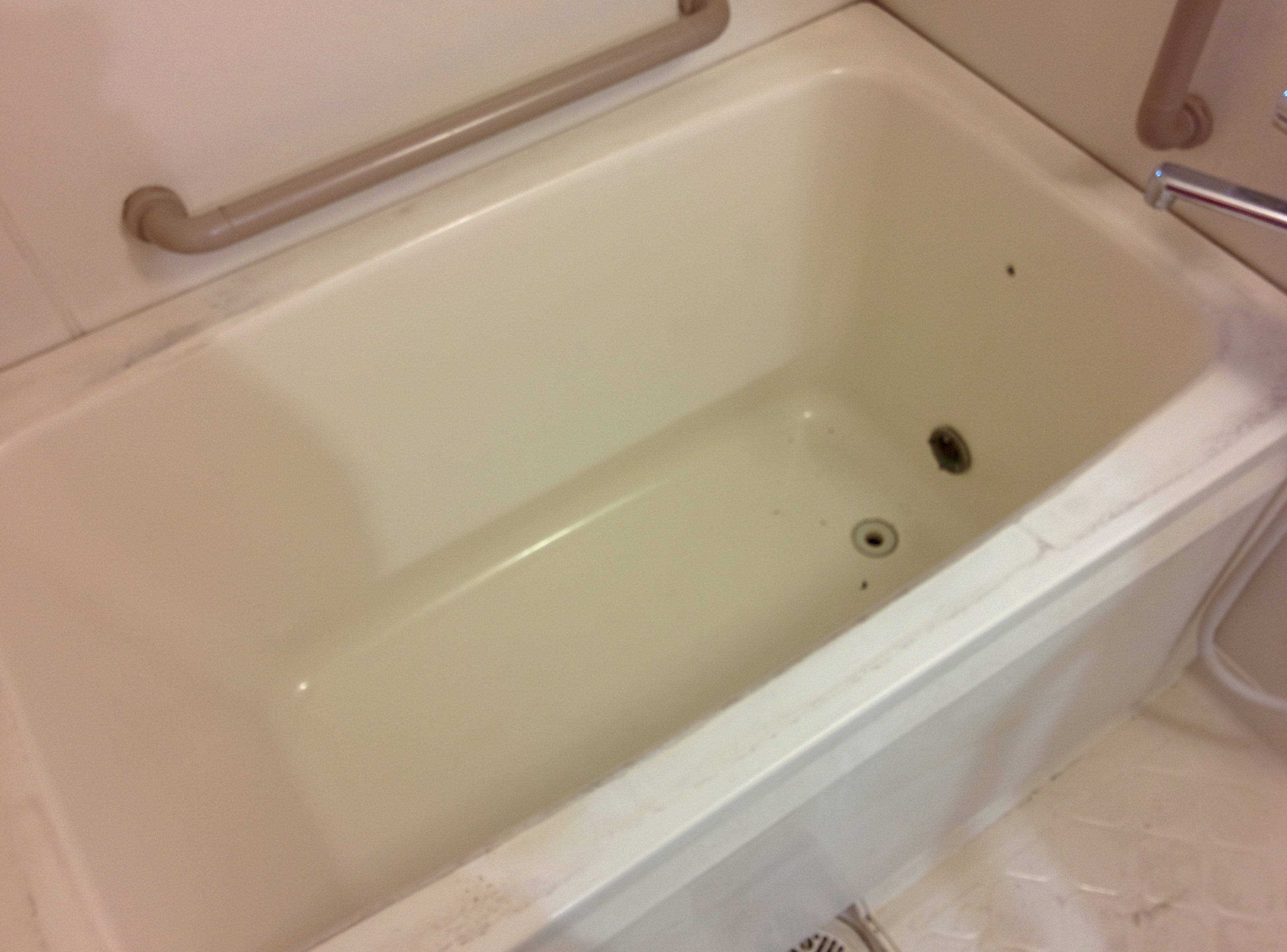 FRP浴槽&洗い場塗装！ 浴室、浴槽、ユニットバス～再生塗装、浴室リフォームの『洸蛙』