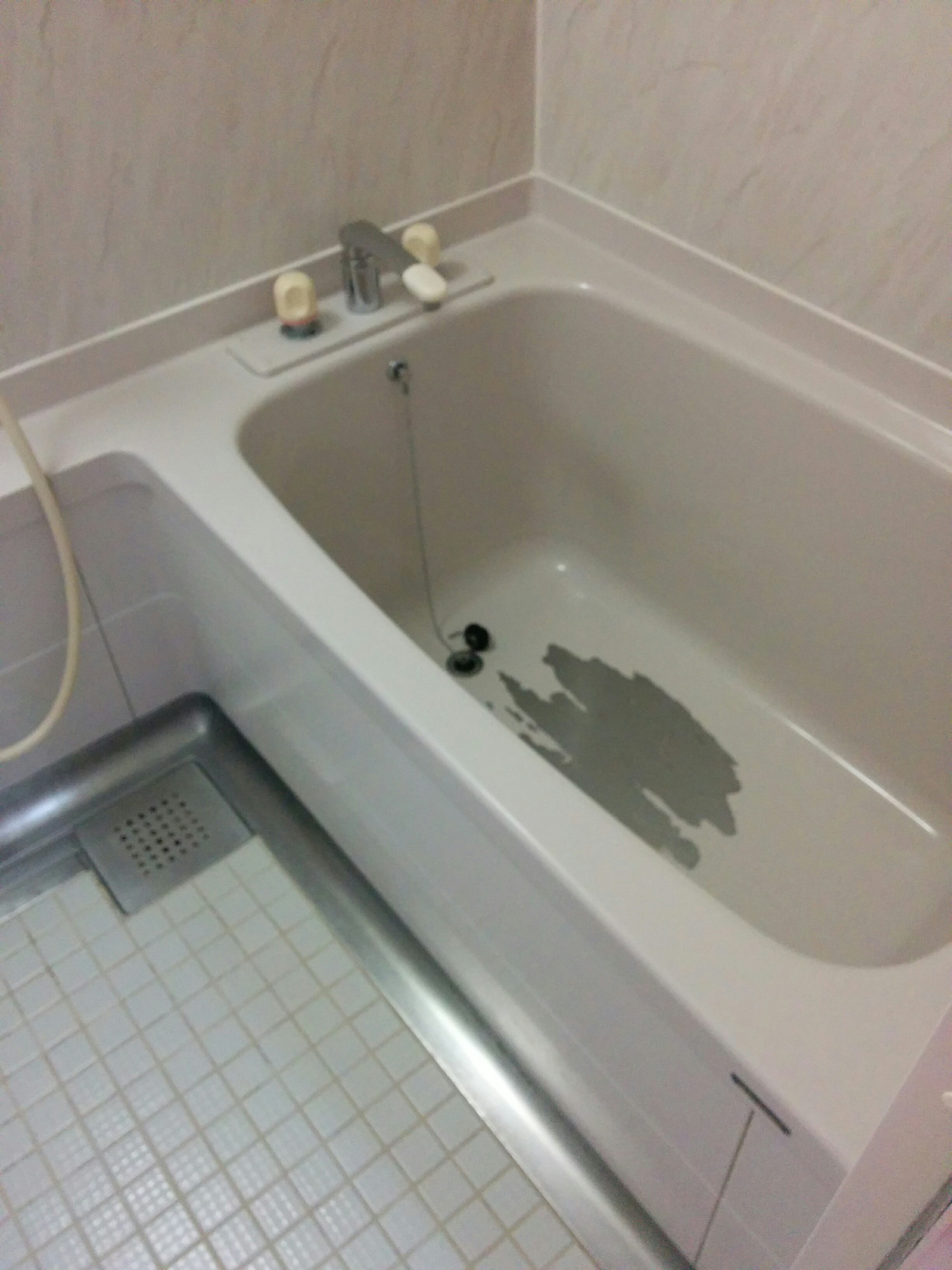 カラーステンレス浴槽塗装！ 浴室、浴槽、ユニットバス～再生塗装、浴室リフォームの『洸蛙』