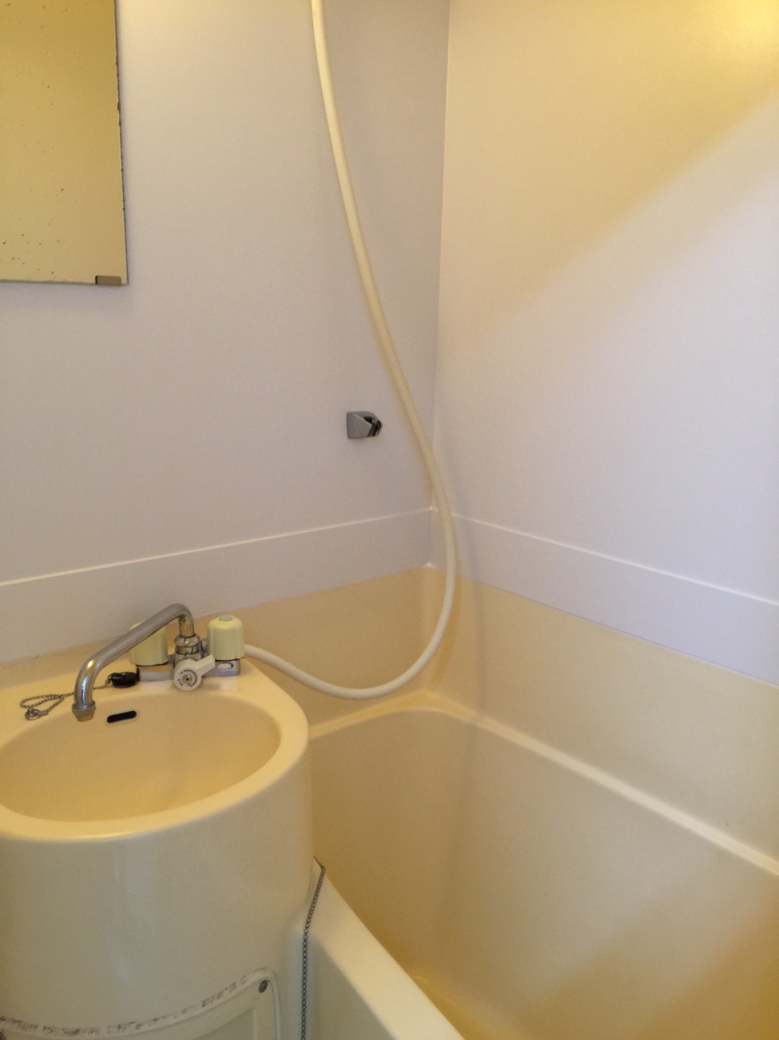 浴室壁フィルム施工！ 浴室、浴槽、ユニットバス～再生塗装、浴室リフォームの『洸蛙』